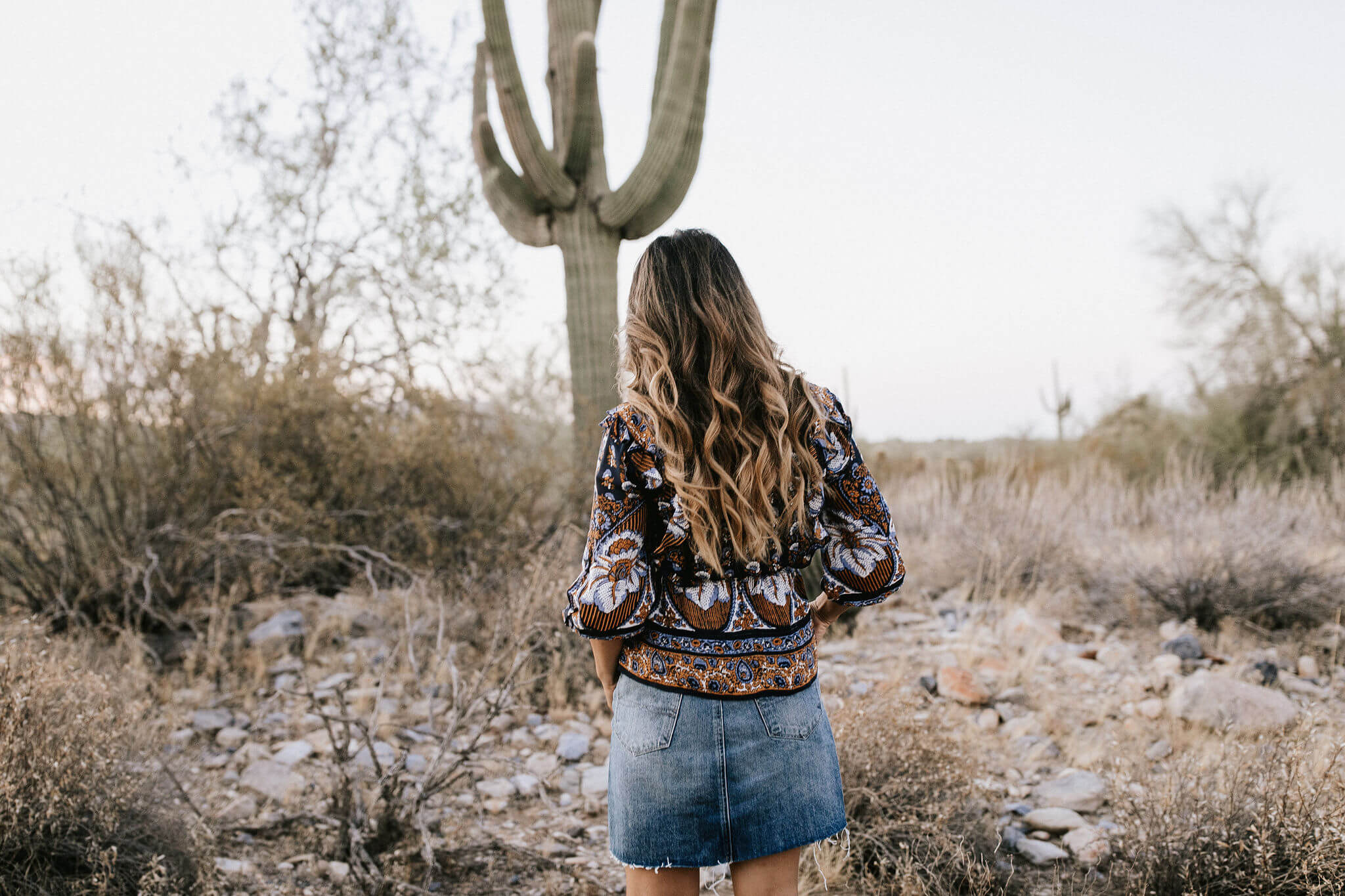 What to wear in the desert, What to wear to palm springs, What to wear to Arizona, What to wear to Scottsdale, Best desert style, Desert outfits, Desert chic fashion, Best color to wear in the desert, Boho clothing, Desert clothes, Desert chic dress, Bohemian style, How to dress bohemian, Boho chic, Boho peasant top, Bohemian peasant top, Boho look, @luckybrand, Lucky Brand, boho inspiration